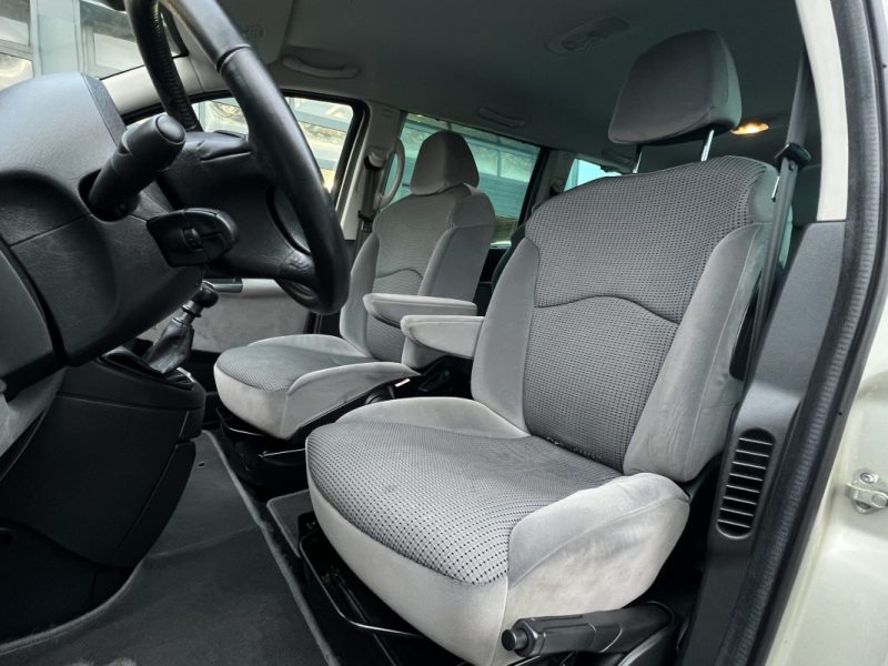 PEUGEOT 807 2.0 HDI 136 Cv 1ERE MAIN / 7 PLACES - GARANTIE 1 AN