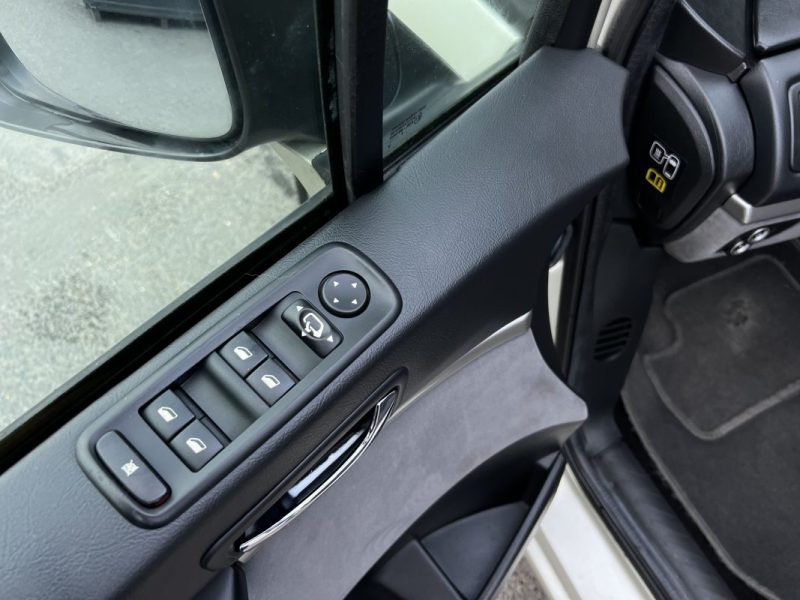 PEUGEOT 807 2.0 HDI 136 Cv 1ERE MAIN / 7 PLACES - GARANTIE 1 AN