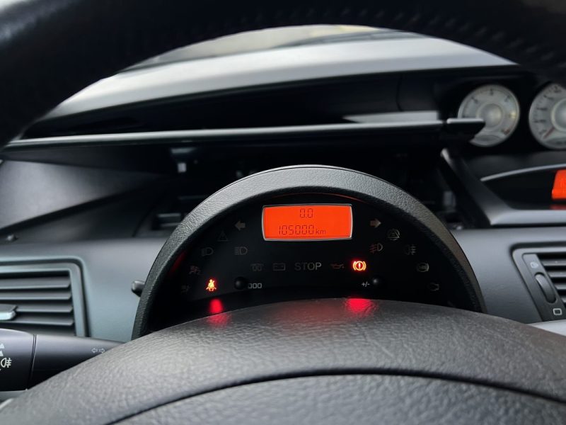 PEUGEOT 807 2.0 HDI 136 Cv 1ERE MAIN / 7 PLACES - GARANTIE 1 AN