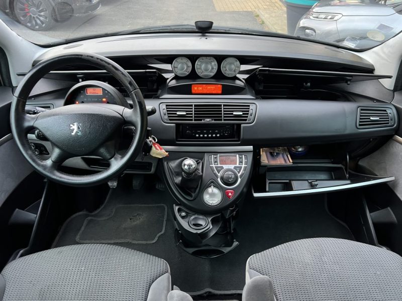 PEUGEOT 807 2.0 HDI 136 Cv 1ERE MAIN / 7 PLACES - GARANTIE 1 AN