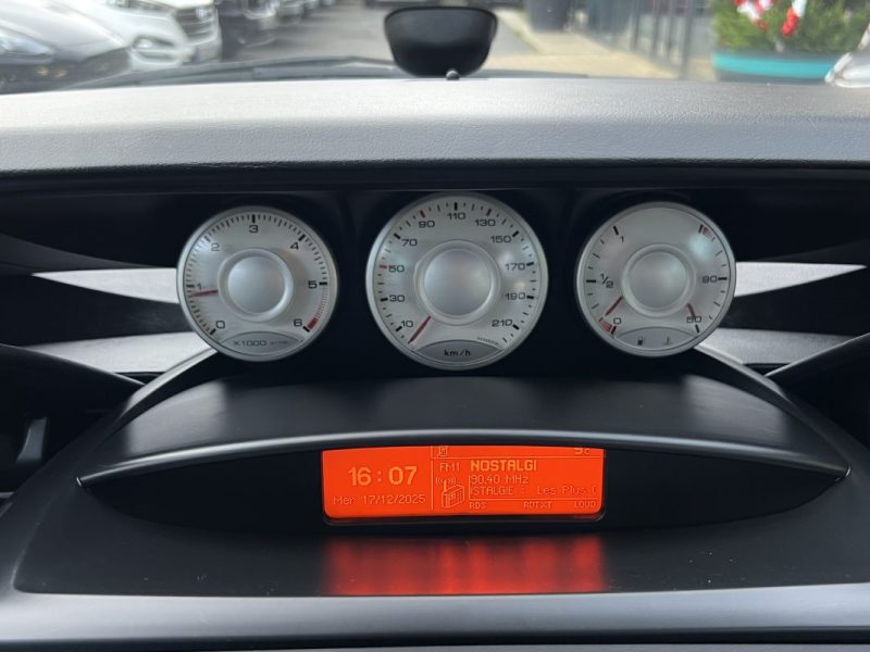 PEUGEOT 807 2.0 HDI 136 Cv 1ERE MAIN / 7 PLACES - GARANTIE 1 AN