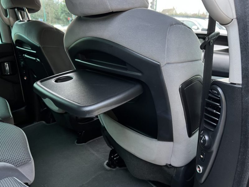 PEUGEOT 807 2.0 HDI 136 Cv 1ERE MAIN / 7 PLACES - GARANTIE 1 AN