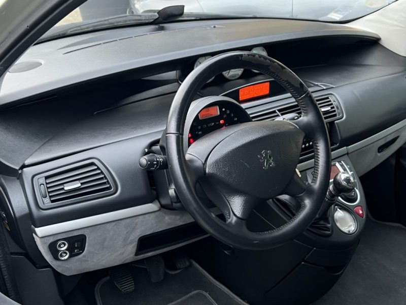 PEUGEOT 807 2.0 HDI 136 Cv 1ERE MAIN / 7 PLACES - GARANTIE 1 AN