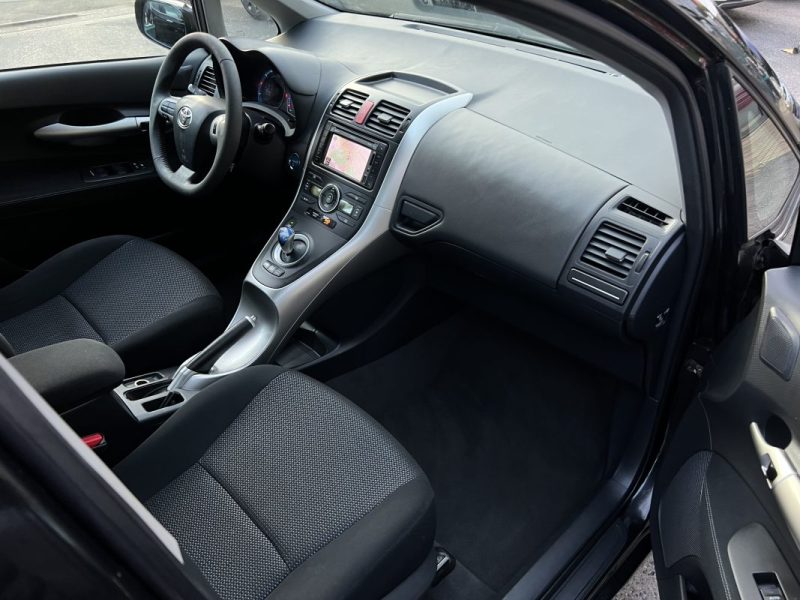 TOYOTA AURIS PHASE 2 CONNECT 1.8 VVT-i 136 HYBRID / GPS BOITE AUTOMATIQUE CRIT AIR 1 - Garantie 1 an