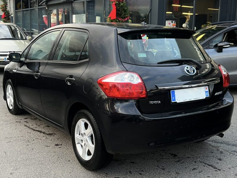 TOYOTA AURIS PHASE 2 CONNECT 1.8 VVT-i 136 HYBRID / GPS BOITE AUTOMATIQUE CRIT AIR 1 - Garantie 1 an