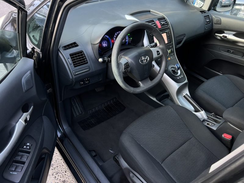 TOYOTA AURIS PHASE 2 CONNECT 1.8 VVT-i 136 HYBRID / GPS BOITE AUTOMATIQUE CRIT AIR 1 - Garantie 1 an