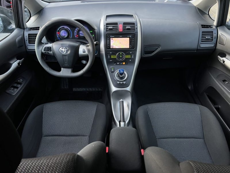 TOYOTA AURIS PHASE 2 CONNECT 1.8 VVT-i 136 HYBRID / GPS BOITE AUTOMATIQUE CRIT AIR 1 - Garantie 1 an