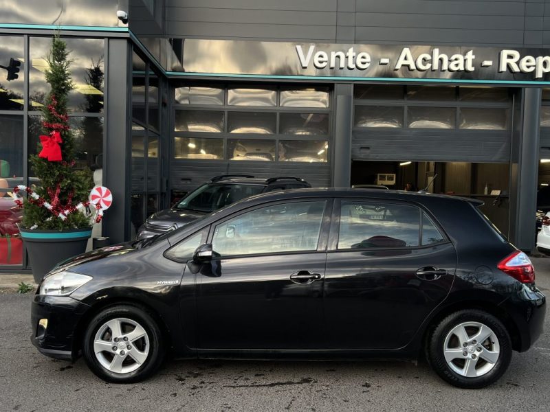 TOYOTA AURIS PHASE 2 CONNECT 1.8 VVT-i 136 HYBRID / GPS BOITE AUTOMATIQUE CRIT AIR 1 - Garantie 1 an