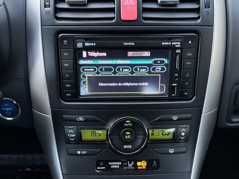 TOYOTA AURIS PHASE 2 CONNECT 1.8 VVT-i 136 HYBRID / GPS BOITE AUTOMATIQUE CRIT AIR 1 - Garantie 1 an