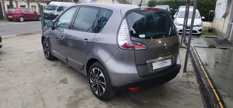 RENAULT SCENIC 3 1.6 DCI 130 BOSE 
