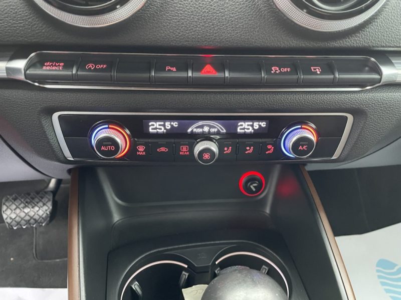 AUDI A3 1.6 TDI 110CH S TRONIC 7   GARANTIE 3/12 MOIS 2015