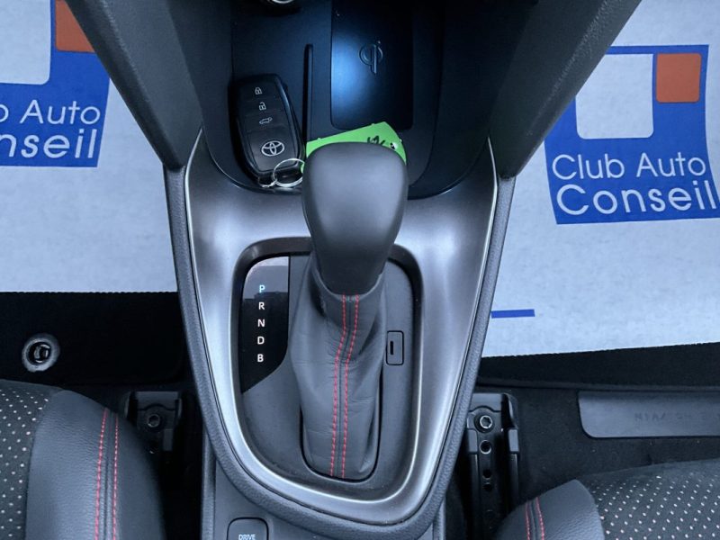 TOYOTA YARIS 1,5 116 CV MY21 GR SPORT HYBRID 2023