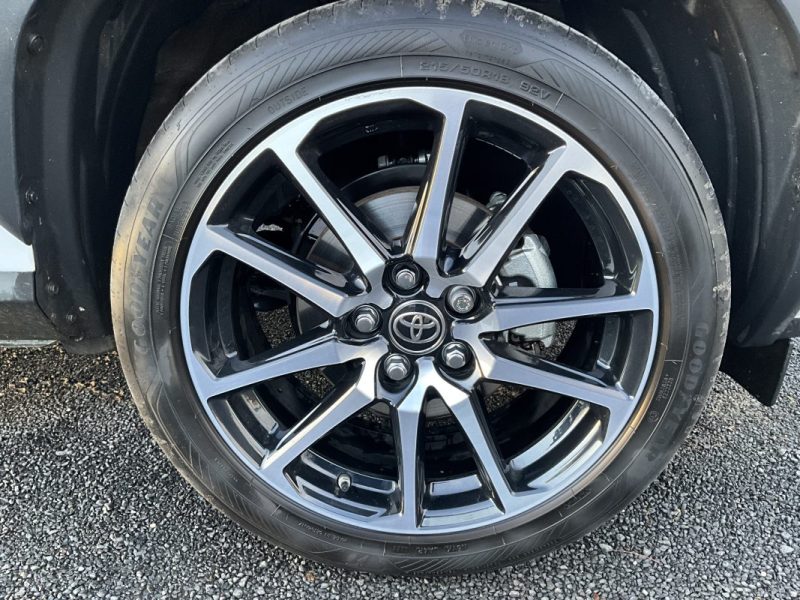 TOYOTA YARIS 1,5 116 CV MY21 GR SPORT HYBRID 2023