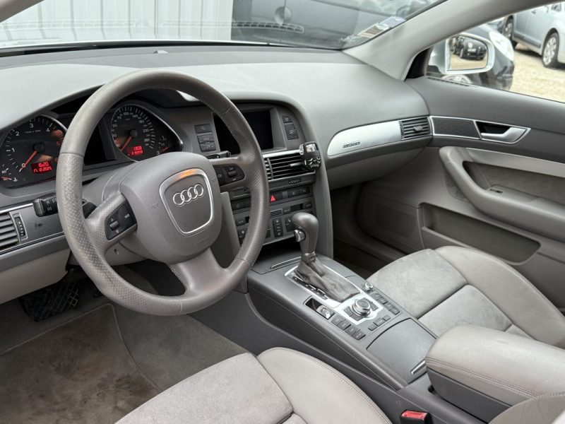 AUDI A6 V6 3.0 TDI 225CV ATTRACTION QUATTRO TIPTRONIC 2004 220 000KM