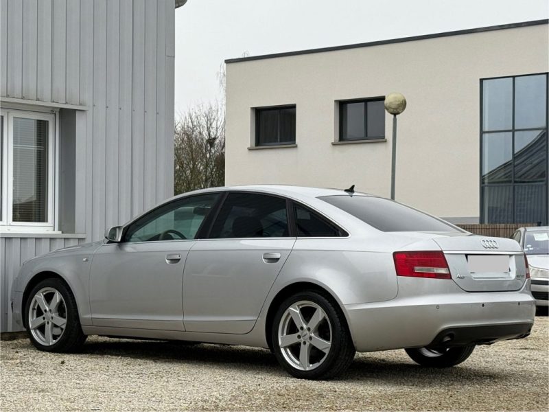 AUDI A6 V6 3.0 TDI 225CV ATTRACTION QUATTRO TIPTRONIC 2004 220 000KM