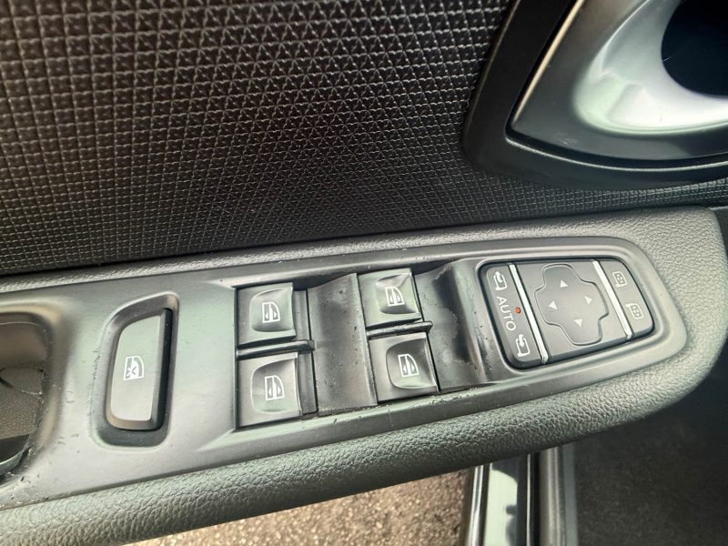 RENAULT CLIO 4 PHASE 2 INTENS 0.9 TCE 90CV TURBO 2017