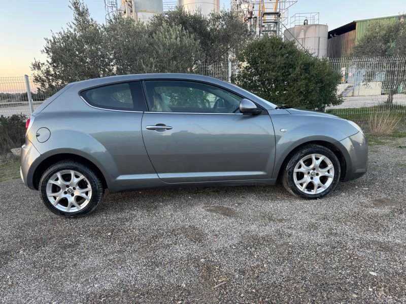 ALFA ROMEO MITO 1.4 ESSENCE 105 Cv DISTINCTIVE