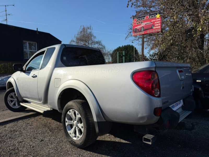 MITSUBISHI L200 CLUB CAB 2.5Td 178CV INTENSE 
