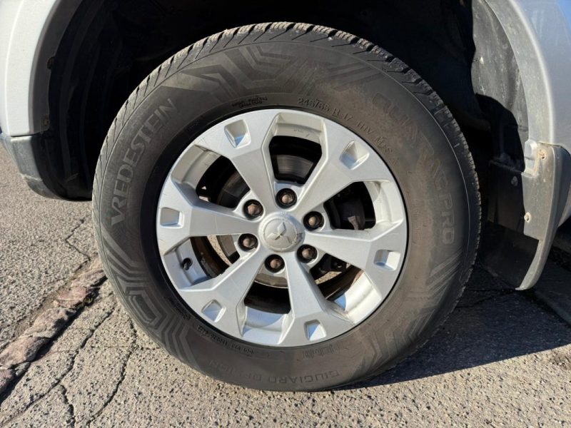 MITSUBISHI L200 CLUB CAB 2.5Td 178CV INTENSE 