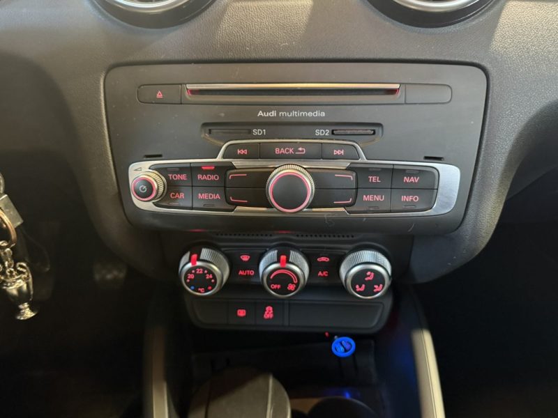 AUDI A1 1.0 TFSI 95CV  AMBIENTE / PREMIÈRE MAIN