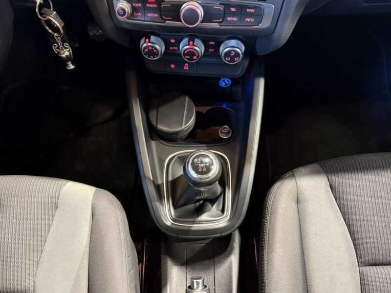 AUDI A1 1.0 TFSI 95CV  AMBIENTE / PREMIÈRE MAIN