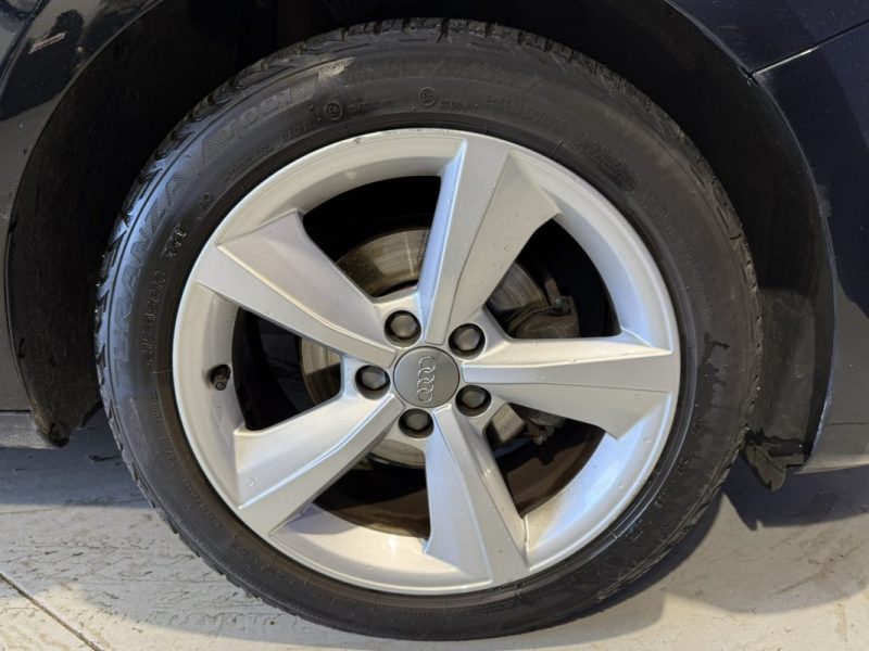 AUDI A1 1.0 TFSI 95CV  AMBIENTE / PREMIÈRE MAIN