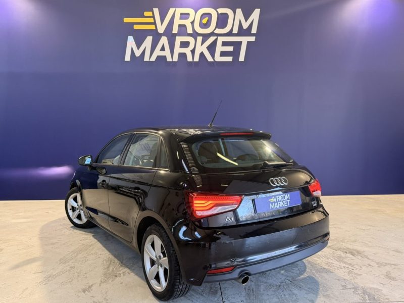 AUDI A1 1.0 TFSI 95CV  AMBIENTE / PREMIÈRE MAIN