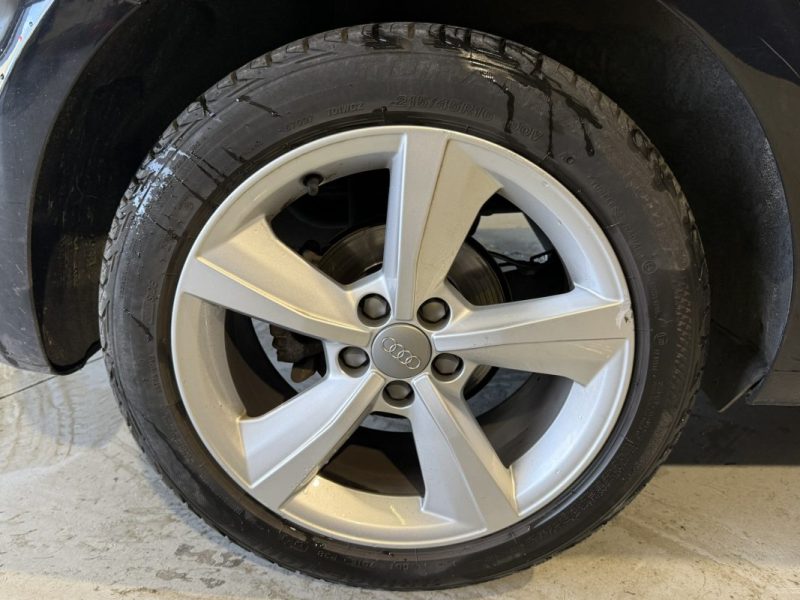 AUDI A1 1.0 TFSI 95CV  AMBIENTE / PREMIÈRE MAIN