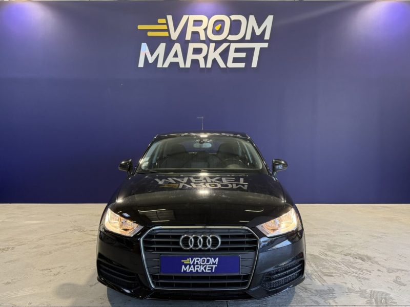 AUDI A1 1.0 TFSI 95CV  AMBIENTE / PREMIÈRE MAIN