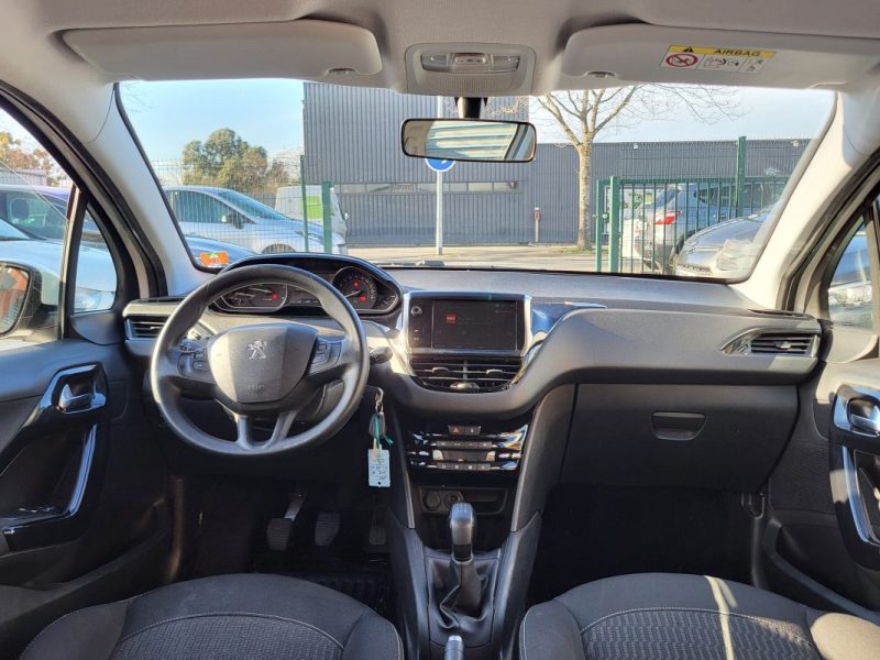 PEUGEOT 208 1.5 BlueHDi 100 cv - GARANTIE 12 mois - Active