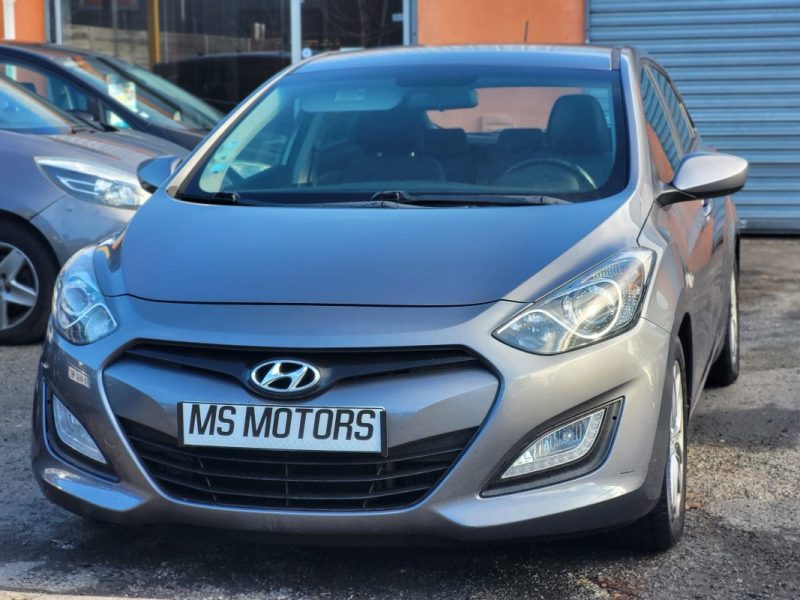 HYUNDAI I30 1.6 CRDI 110 cv - GARANTIE