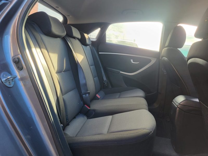 HYUNDAI I30 1.6 CRDI 110 cv - GARANTIE