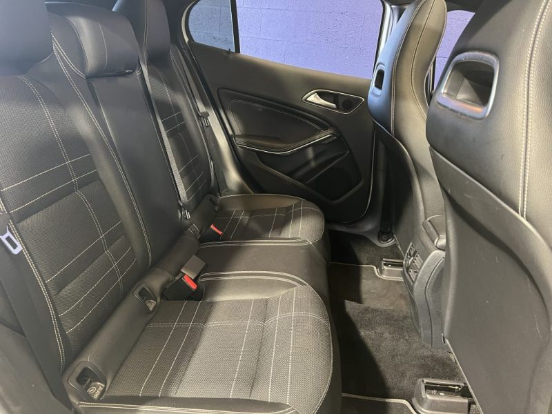 MERCEDES GLA 220 CDI 4 MATIC 170CV BVA - FASCINATION - GPS - TOIT OUVRANT PANORAMIQUE - 113200KM 