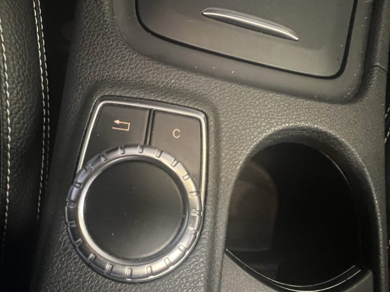 MERCEDES GLA 220 CDI 4 MATIC 170CV BVA - FASCINATION - GPS - TOIT OUVRANT PANORAMIQUE - 113200KM 