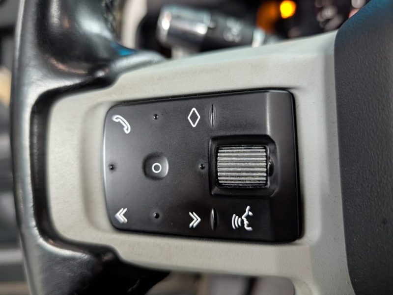 LAND ROVER DEFENDER 5 LIMITED 2.0 SD4 240Cv 