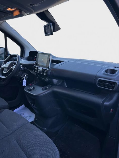 PEUGEOT PARTNER 1.5 BLUEHDI 130CH EAT8 