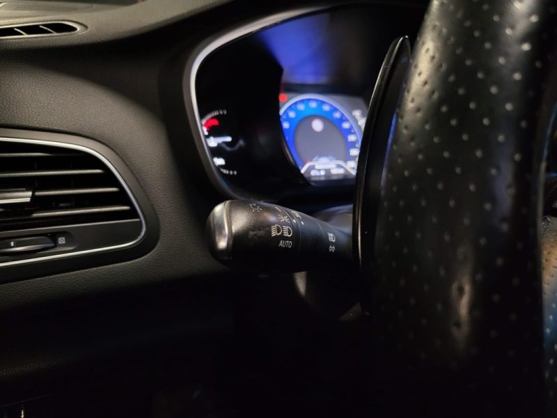 RENAULT MEGANE 1.6 TCE 205CH GT PACK BOSE SIEGES CHAUFFANTS LUMIERES D\'AMBIANCE  2016