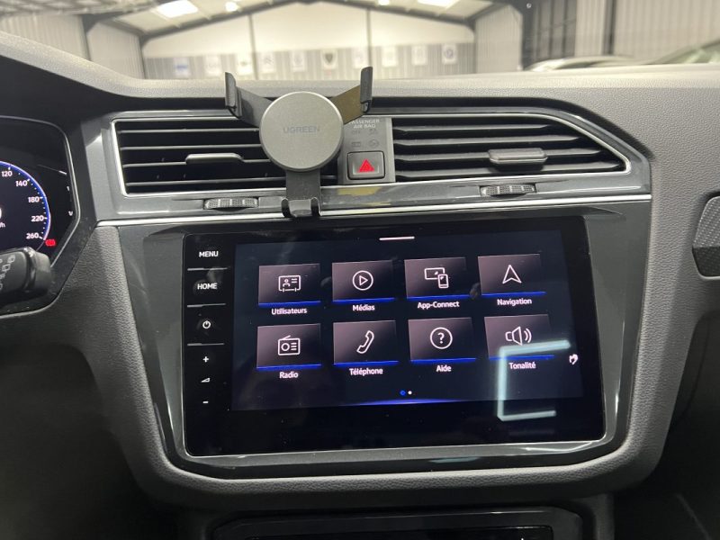 Volkswagen Tiguan II 2.0 TDI 150ch R Line DSG7 | 97 000 KM | Toit ouvrant | Caméra | Cockpit