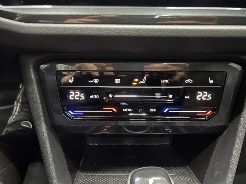 Volkswagen Tiguan II 2.0 TDI 150ch R Line DSG7 | 97 000 KM | Toit ouvrant | Caméra | Cockpit