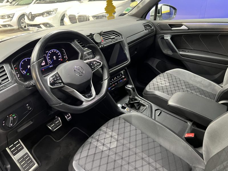 Volkswagen Tiguan II 2.0 TDI 150ch R Line DSG7 | 97 000 KM | Toit ouvrant | Caméra | Cockpit