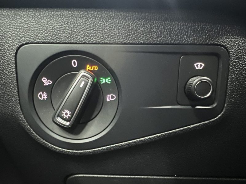 Volkswagen Tiguan II 2.0 TDI 150ch R Line DSG7 | 97 000 KM | Toit ouvrant | Caméra | Cockpit