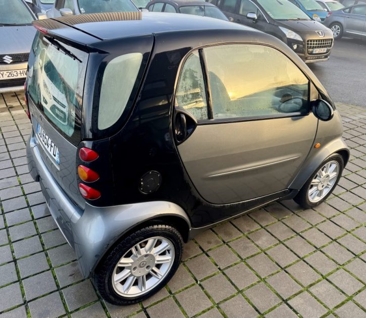 SMART FORTWO 0,7 61 CH FORTWO TRUESTYLE SOFTOUCH A 2004