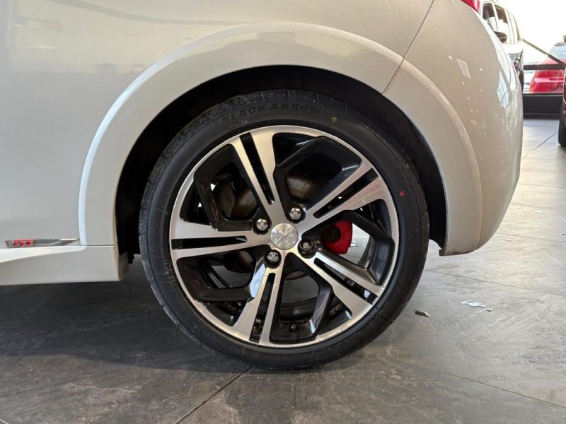 🔹 Peugeot 208 GTI – 1.6 THP 200 chevaux -  Toit panoramique - Reprise possible 
