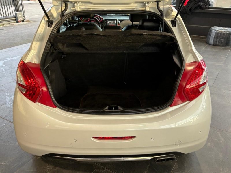 🔹 Peugeot 208 GTI – 1.6 THP 200 chevaux -  Toit panoramique - Reprise possible 