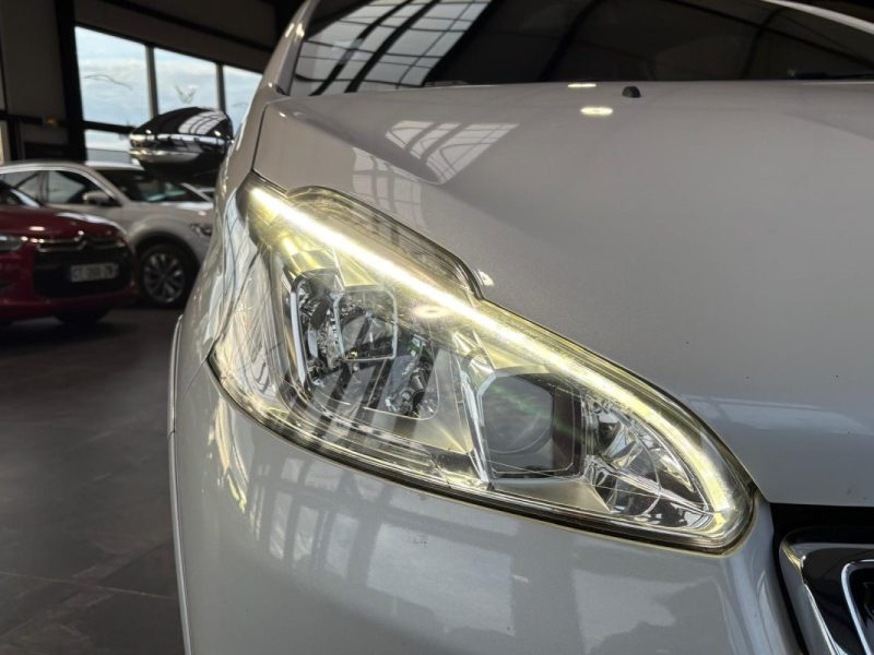 🔹 Peugeot 208 GTI – 1.6 THP 200 chevaux -  Toit panoramique - Reprise possible 