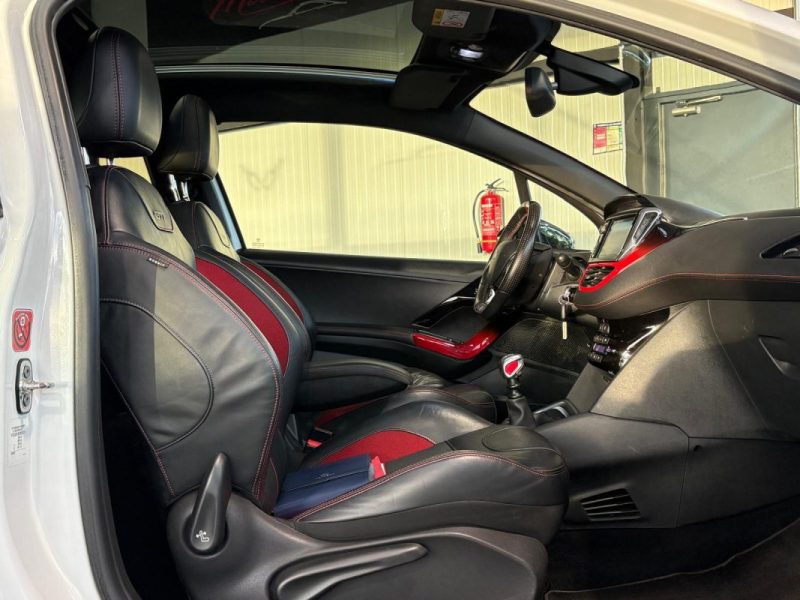 🔹 Peugeot 208 GTI – 1.6 THP 200 chevaux -  Toit panoramique - Reprise possible 