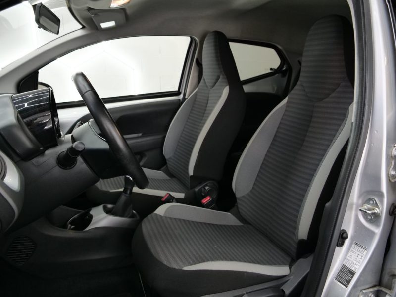 TOYOTA AYGO II 1.0 VVT-I 72CH X 5P 2019