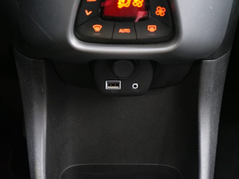 TOYOTA AYGO II 1.0 VVT-I 72CH X 5P 2019