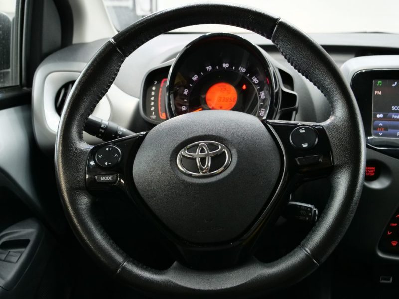 TOYOTA AYGO II 1.0 VVT-I 72CH X 5P 2019