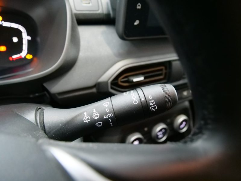 DACIA JOGGER 1.6 HYBRID 140CH EXPRESSION 5 PLACES 2023